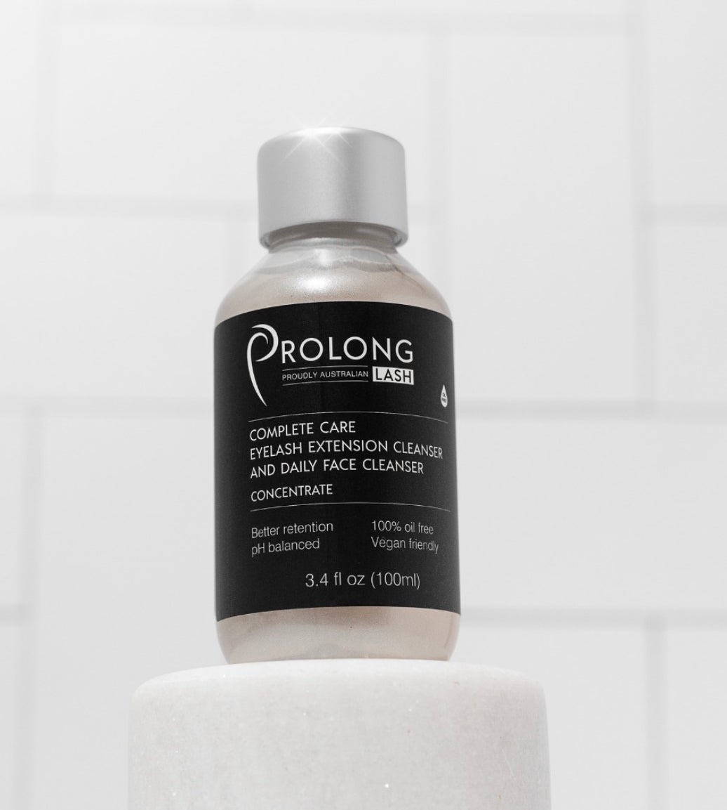 Eyelash extension cleanser hotsell